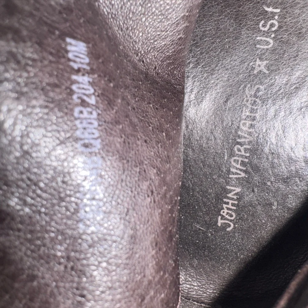 John Varvatos Brown Leather Chukka Boots‎